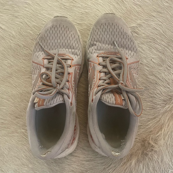 Brooks Adrenaline Running Shoes - Picture 2 of 8